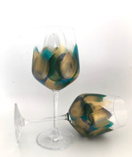 Hand Painted Wine Glass “Artsy Moss”